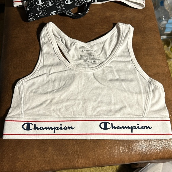 4 Pack Champion Sports Bras! 🤩 - Picture 4 of 8